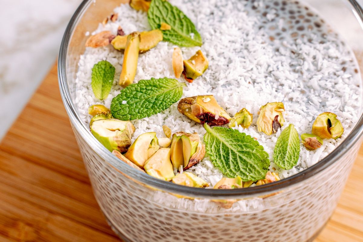 Overnight Chia Pudding (Coconut)
