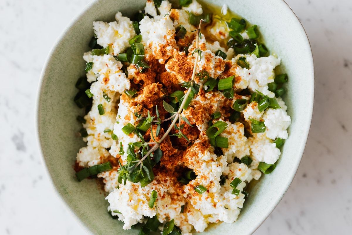 Cottage Cheese & Cucumber Bowl