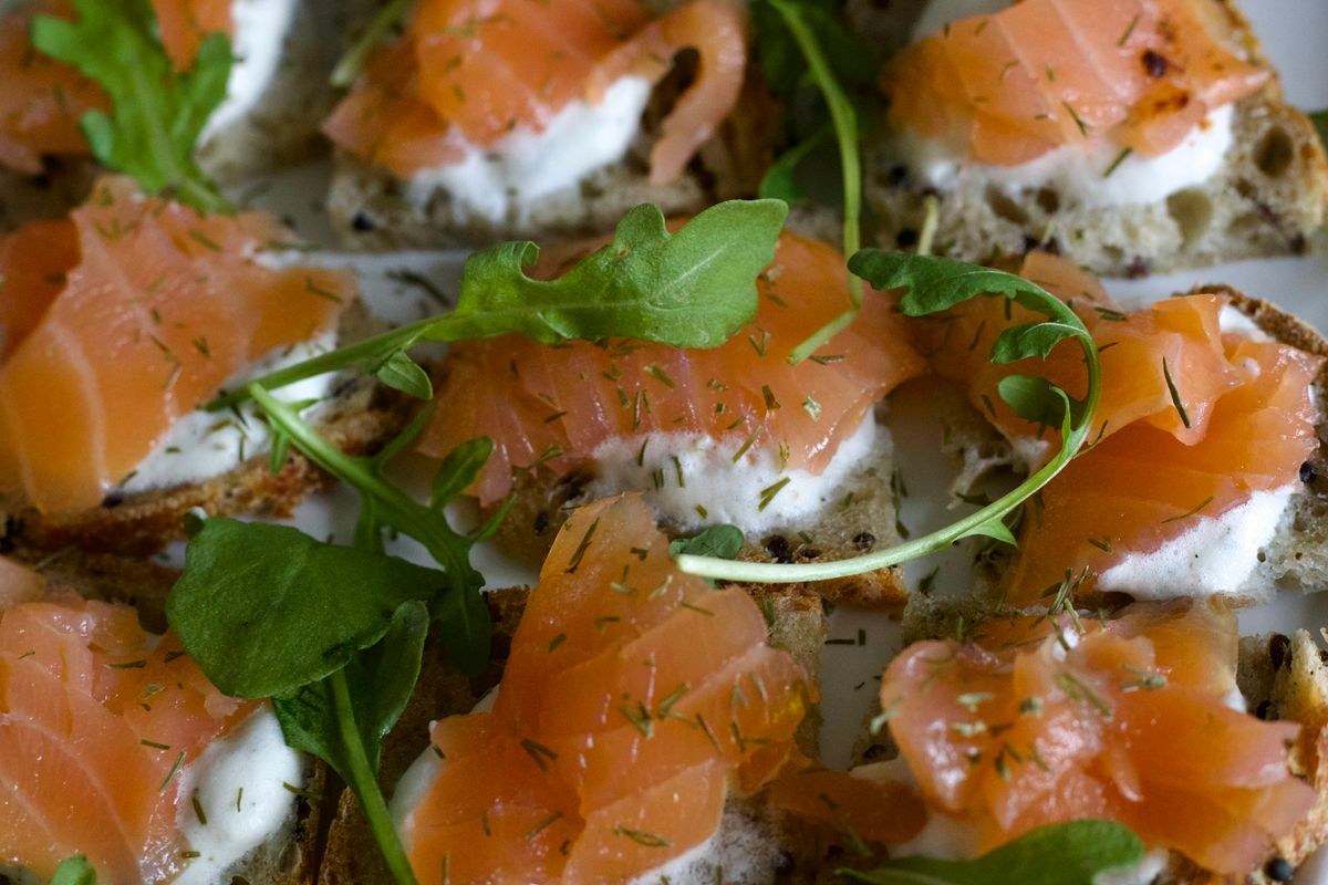 Smoked Salmon Cream Cheese Roll-Ups